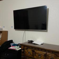 Unveiling-the-Ultimate-TV-Mounting-Experience-with-Doms-TV-Mounting-OKC-in-Norman-Oklahoma 2